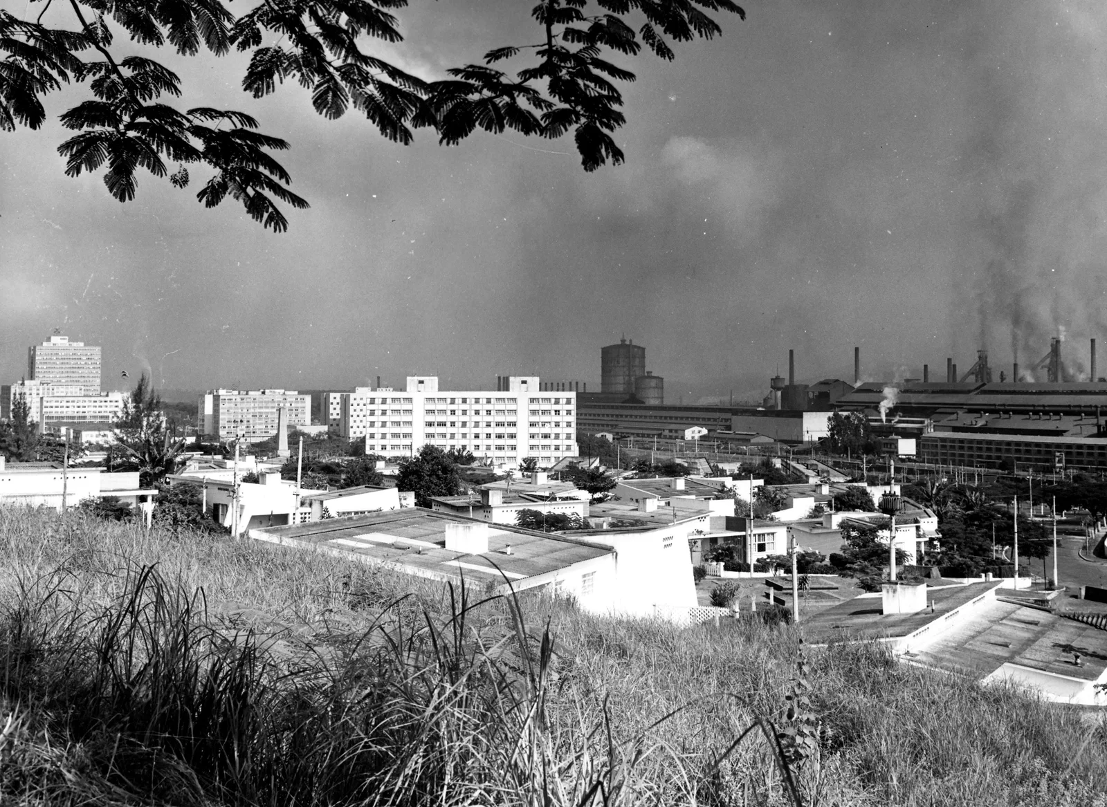 Fotografia histórica de Volta Redonda em identificação