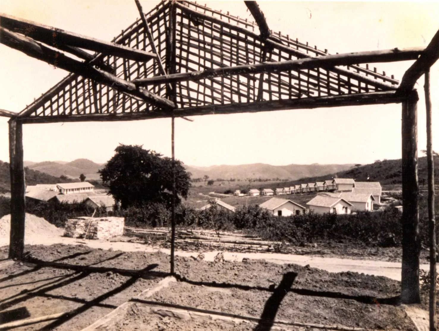 Fotografia histórica de Volta Redonda em identificação