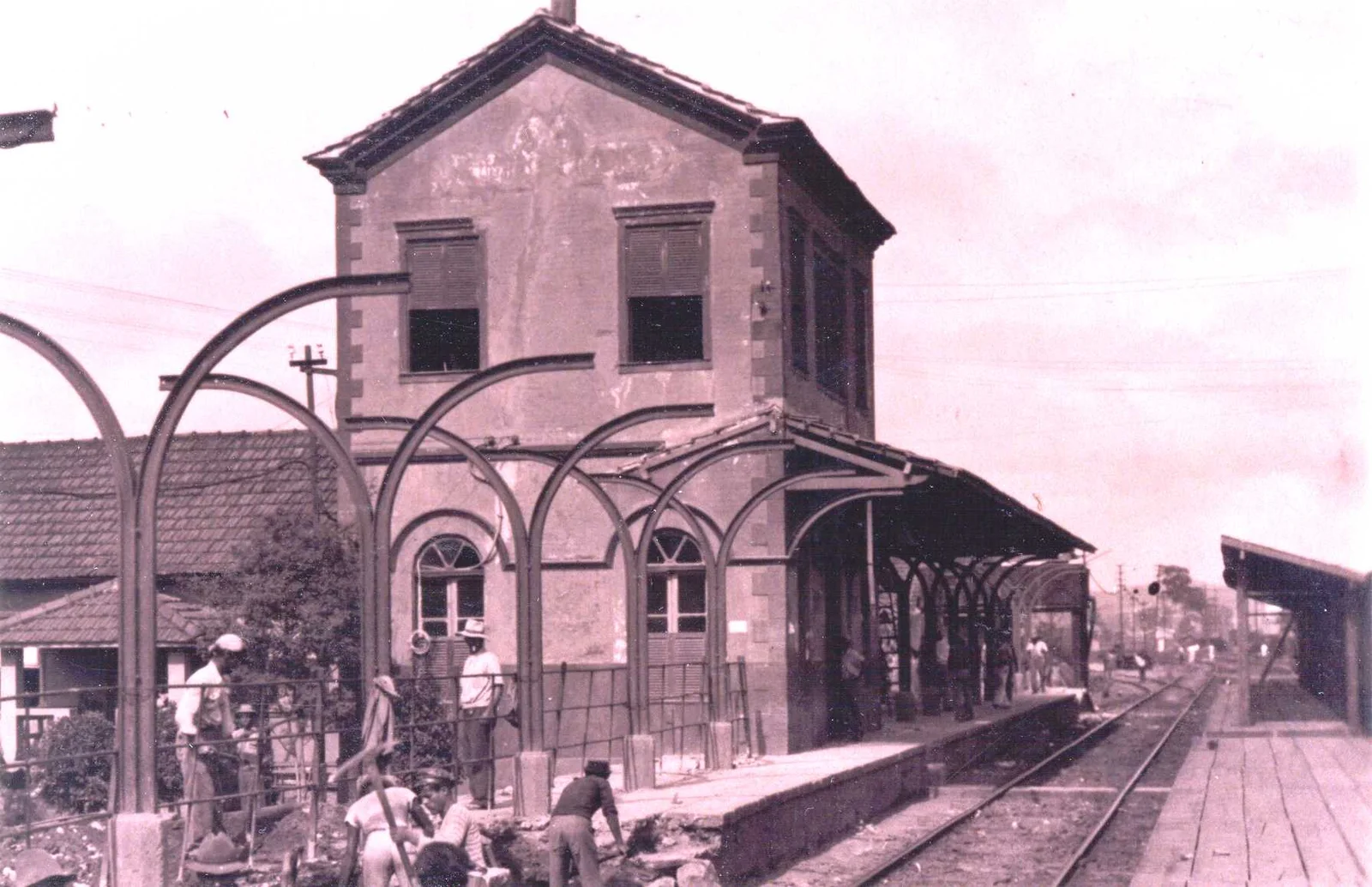 Fotografia histórica de Volta Redonda em identificação