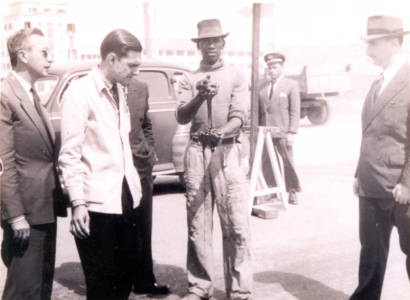Fotografia histórica de Volta Redonda em identificação