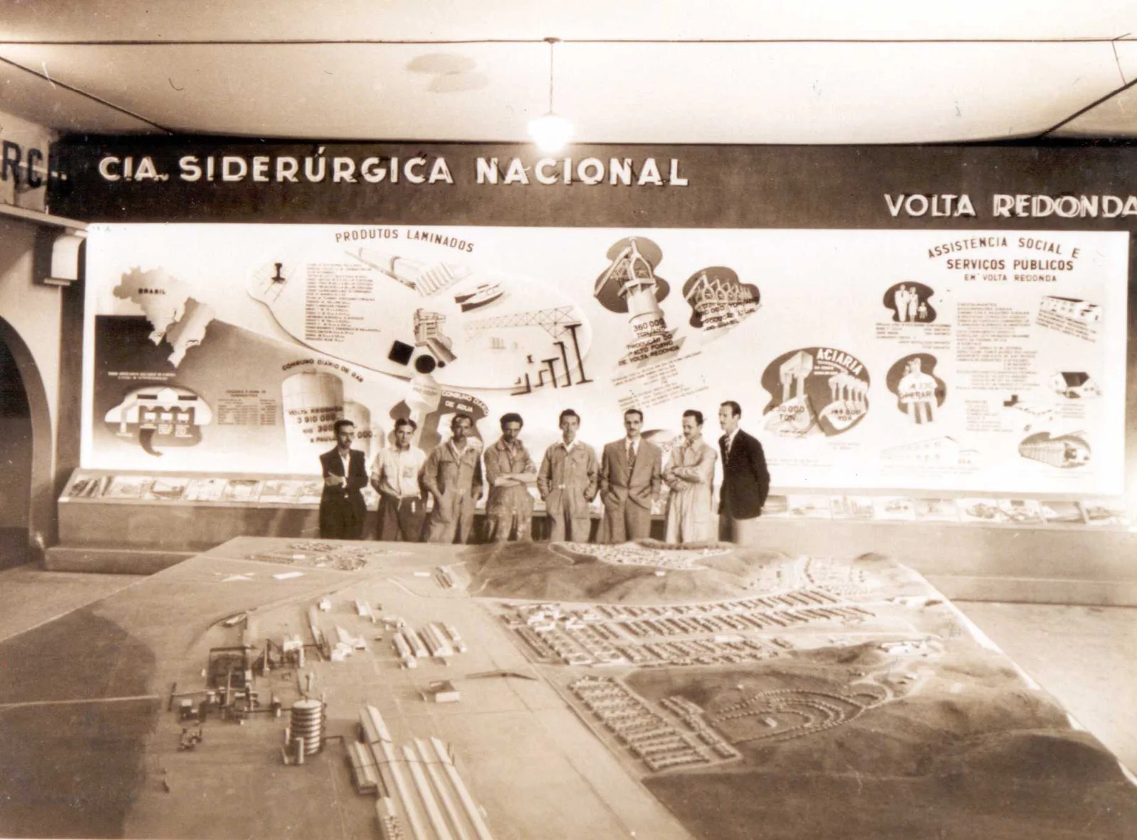Fotografia histórica de Volta Redonda em identificação