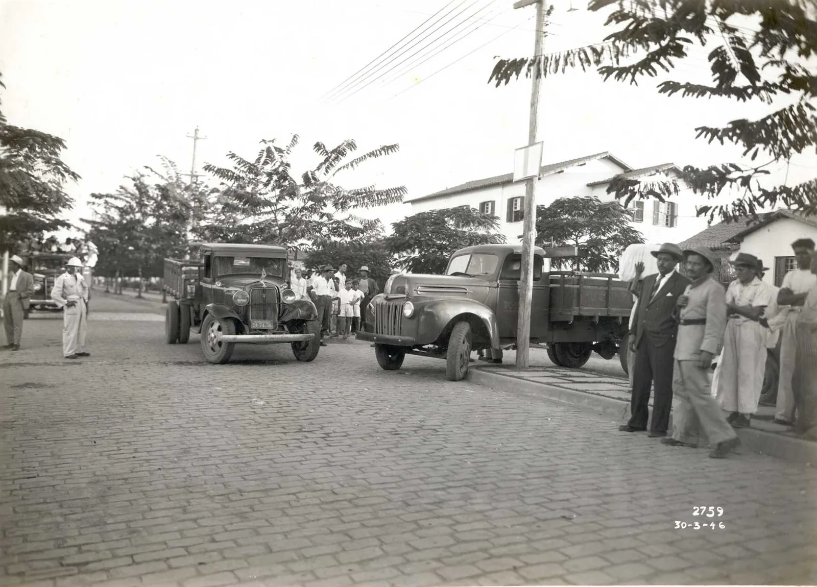 Fotografia histórica de Volta Redonda em identificação
