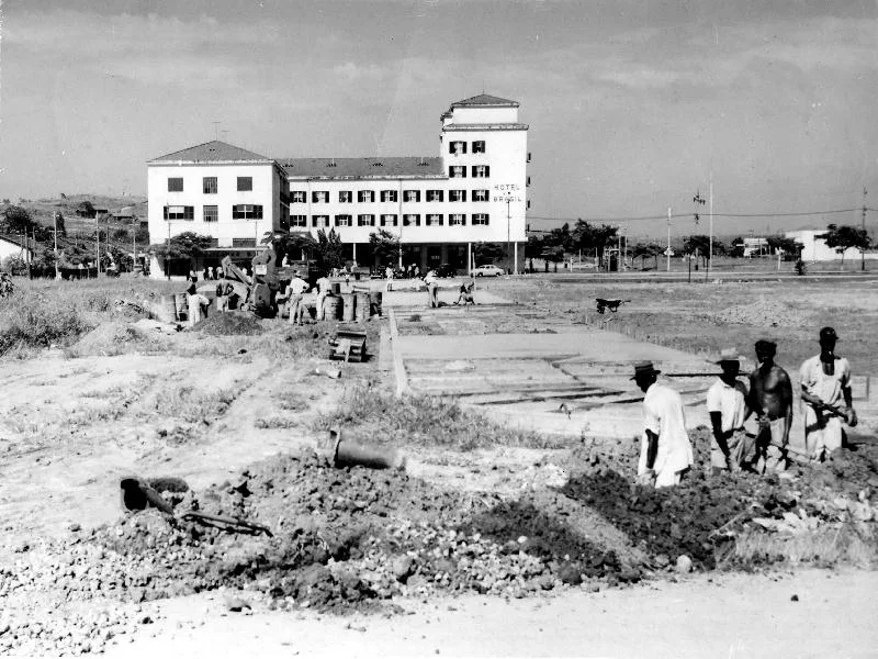Fotografia histórica de Volta Redonda em identificação