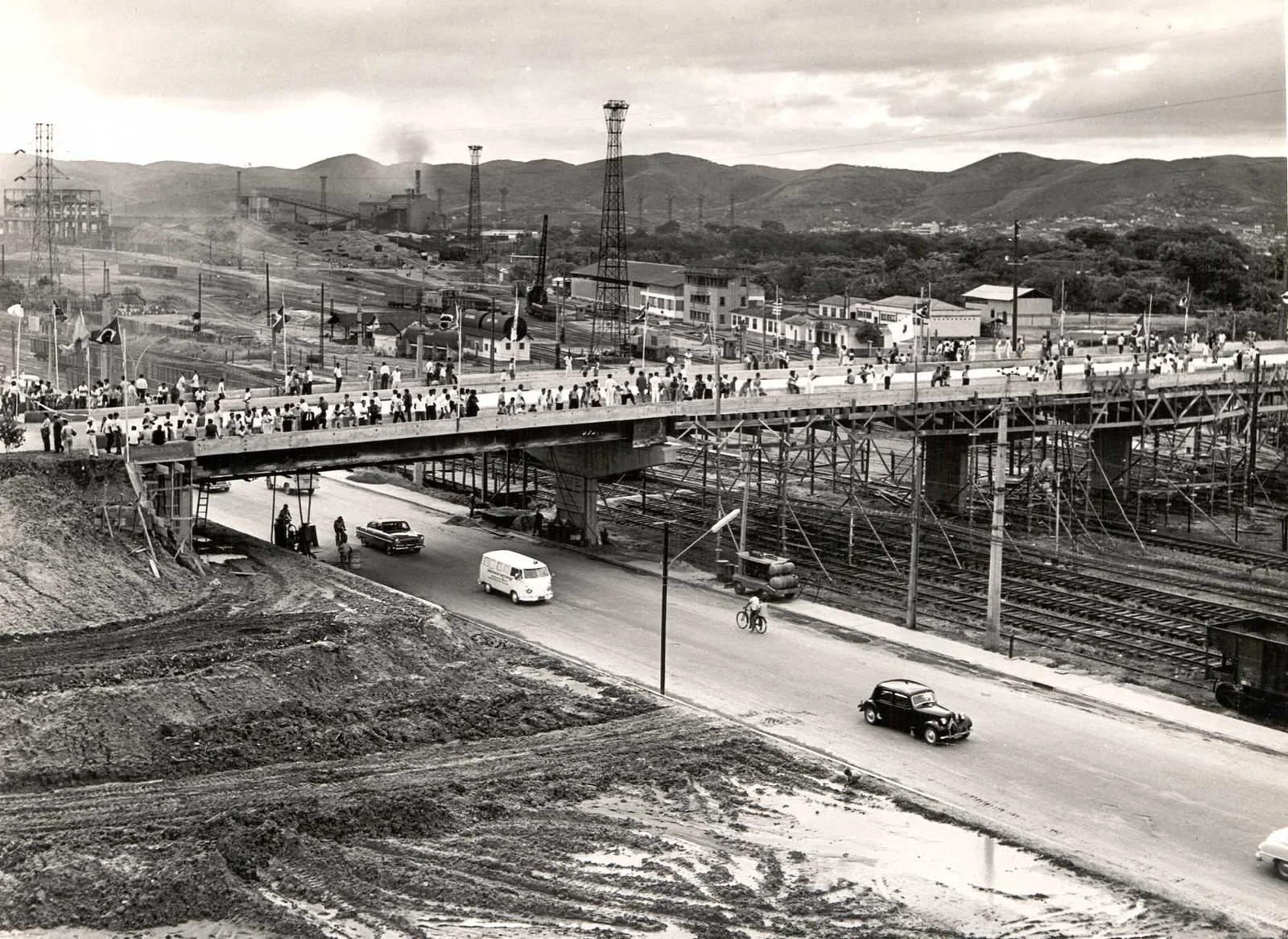 Fotografia histórica de Volta Redonda em identificação