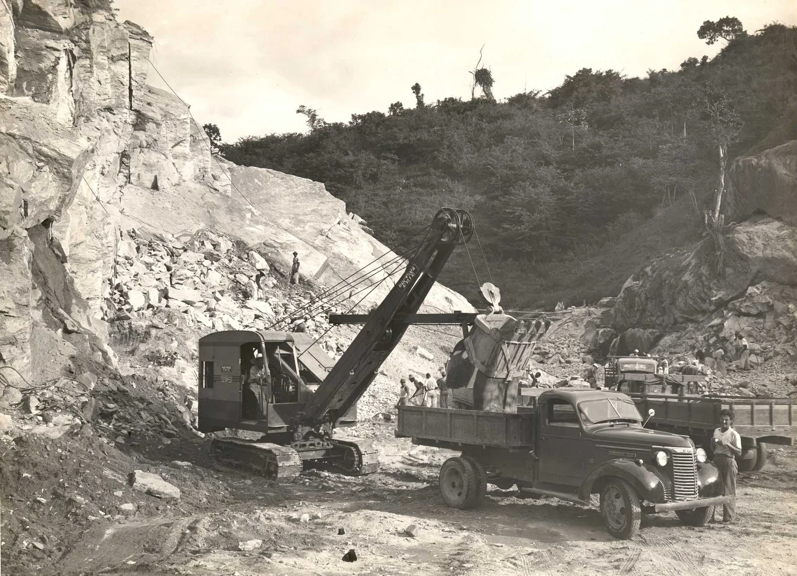 Fotografia histórica de Volta Redonda em identificação