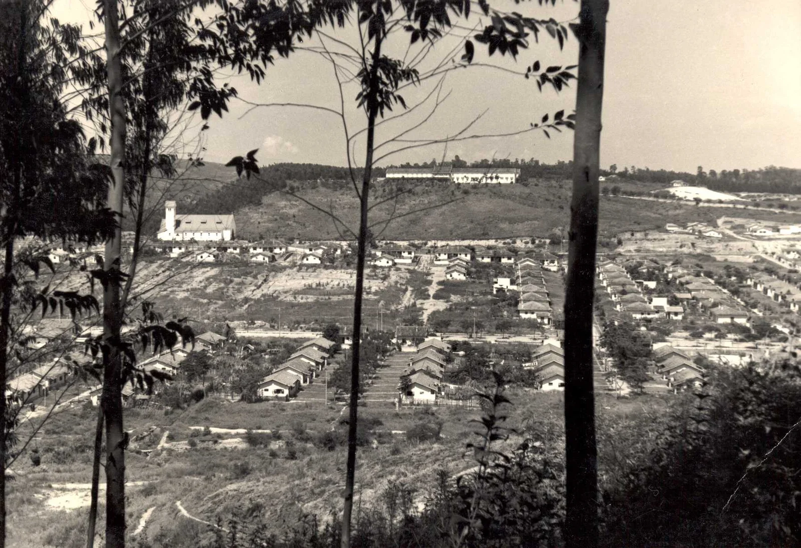 Fotografia histórica de Volta Redonda em identificação