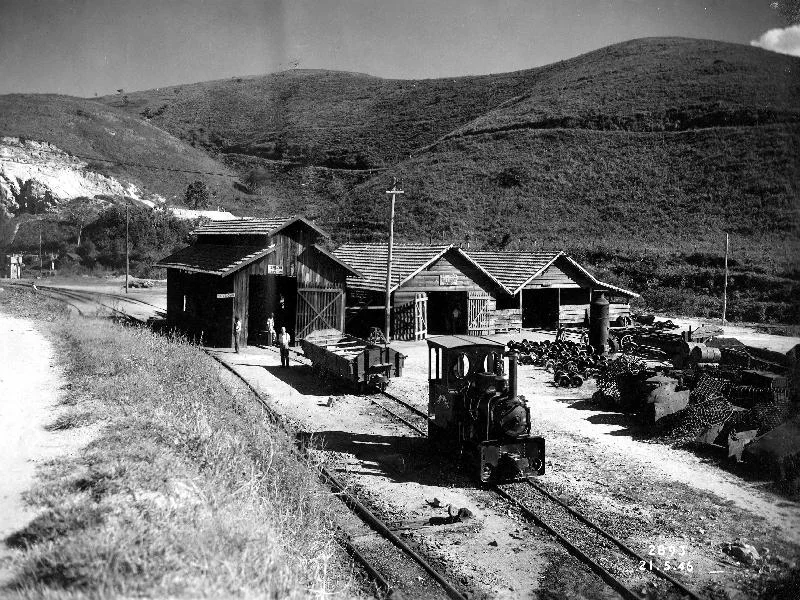 Fotografia histórica de Volta Redonda em identificação