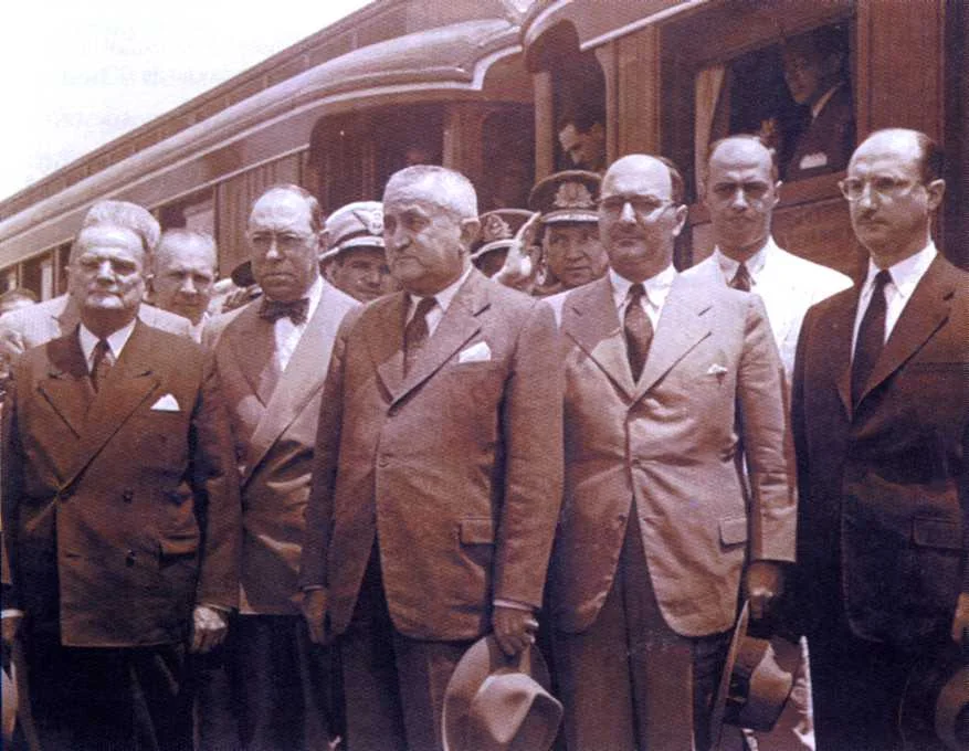 Fotografia histórica de Volta Redonda em identificação