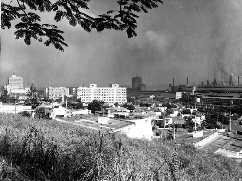 Fotografia histórica de Volta Redonda em identificação