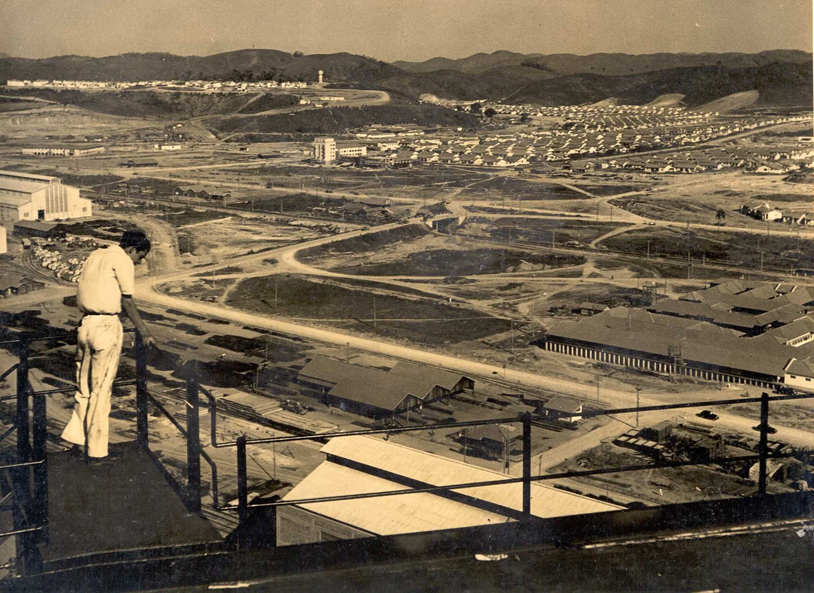 Fotografia histórica de Volta Redonda em identificação