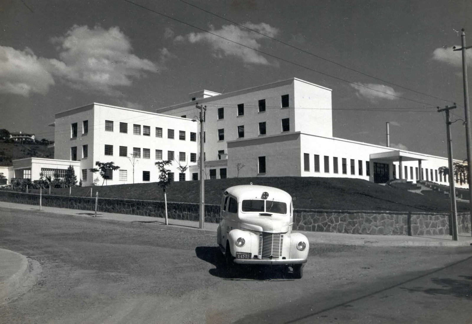 Fotografia histórica de Volta Redonda em identificação