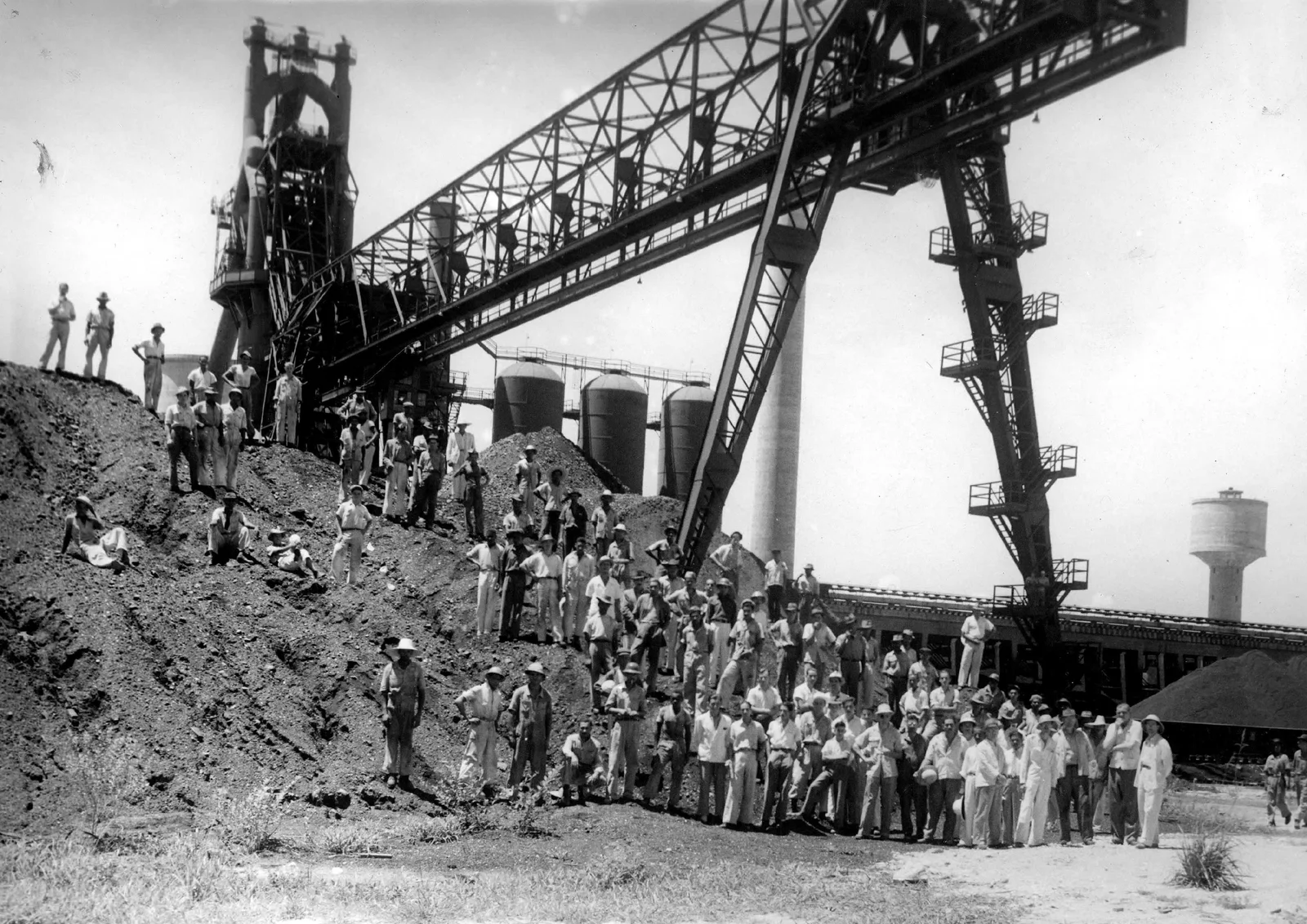 Fotografia histórica de Volta Redonda em identificação