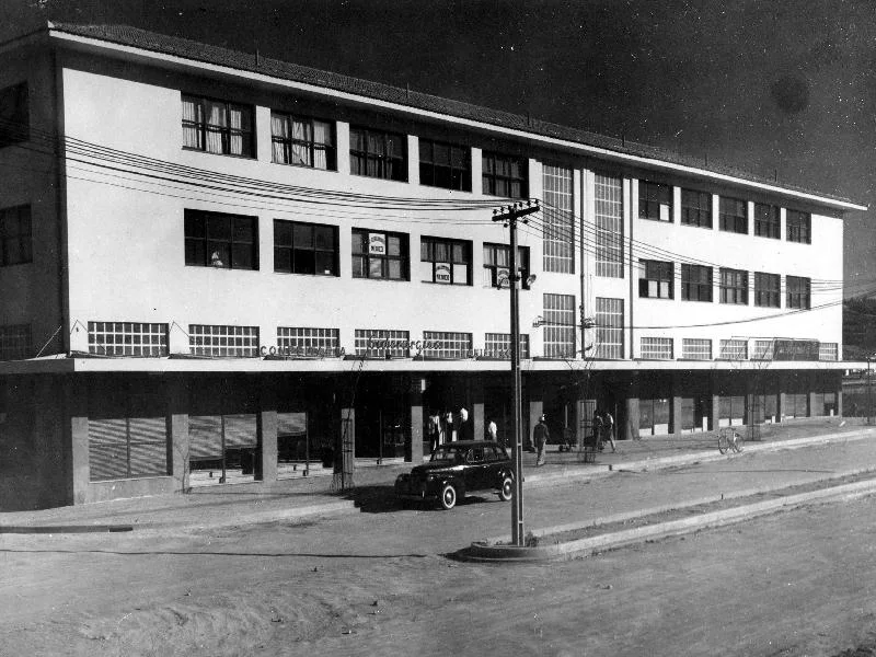 Fotografia histórica de Volta Redonda em identificação