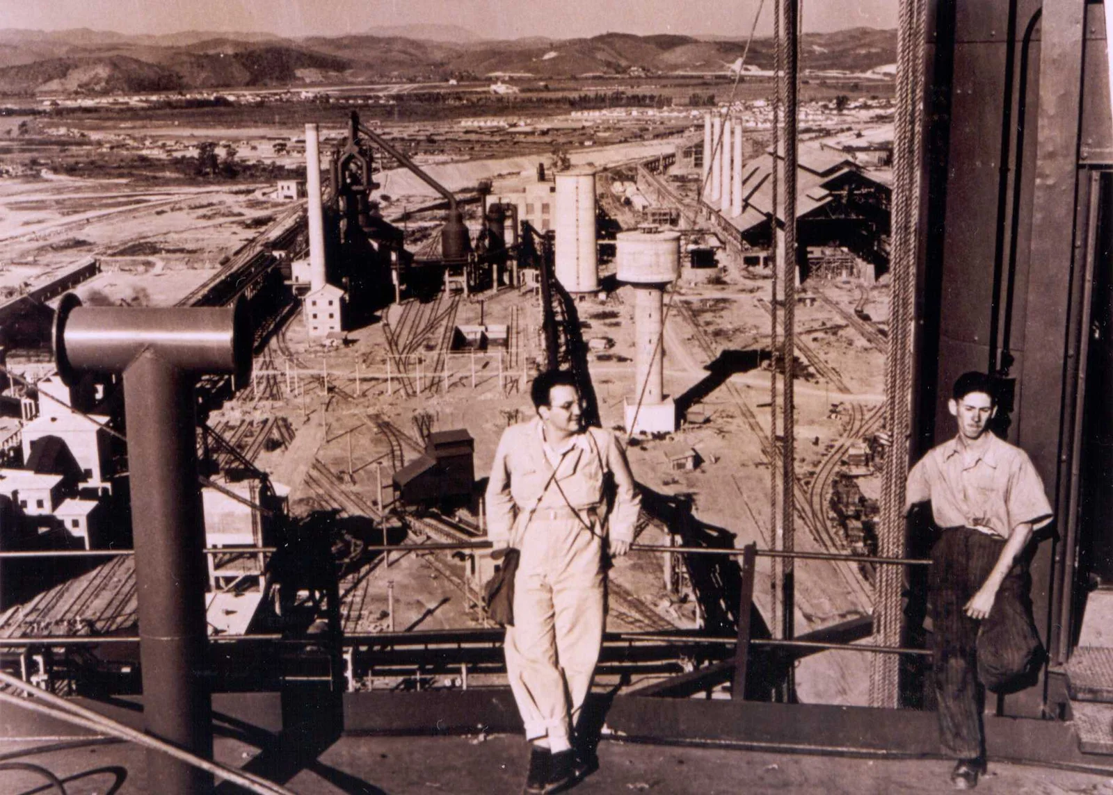 Fotografia histórica de Volta Redonda em identificação