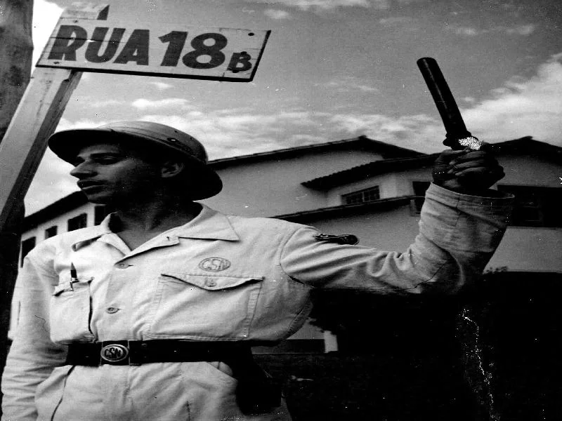 Fotografia histórica de Volta Redonda em identificação