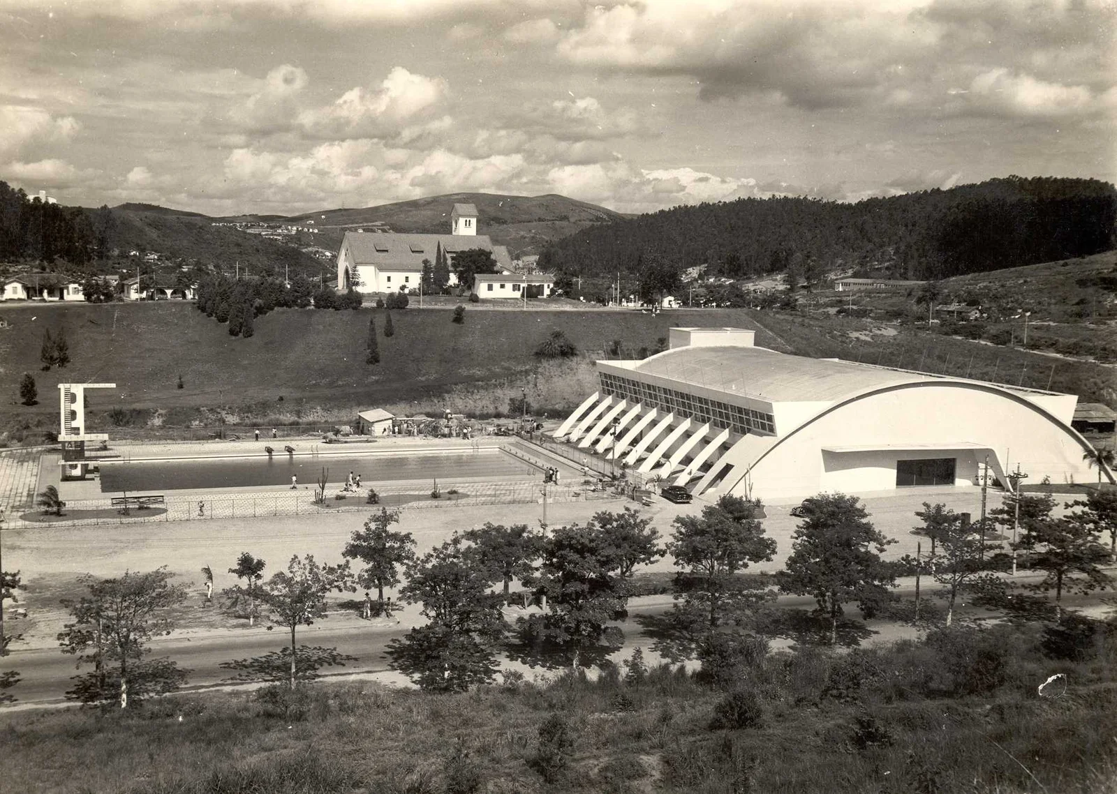 Fotografia histórica de Volta Redonda em identificação