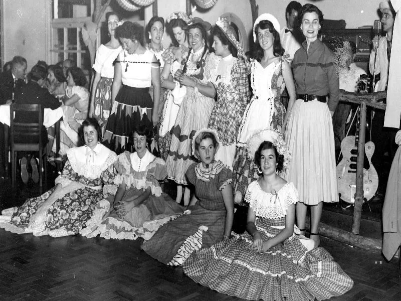 Fotografia histórica de Volta Redonda em identificação