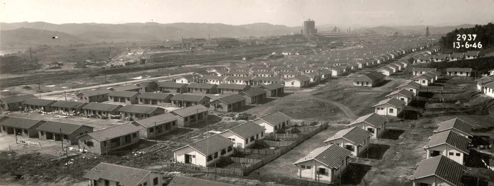 Fotografia histórica de Volta Redonda em identificação