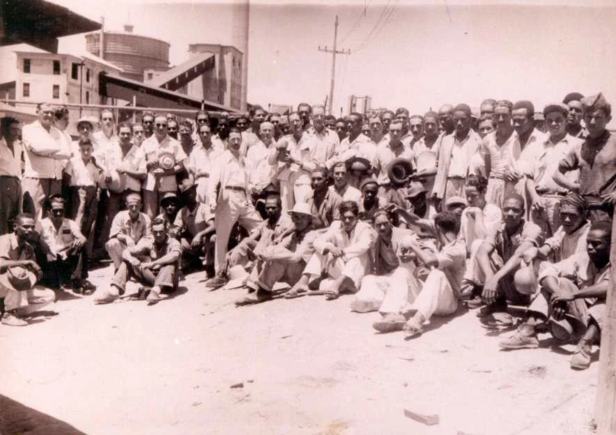 Fotografia histórica de Volta Redonda em identificação