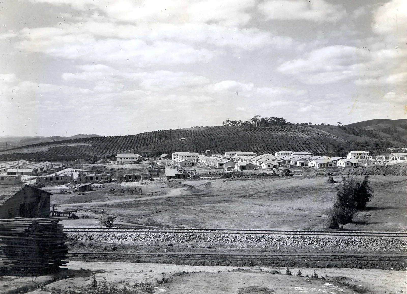 Fotografia histórica de Volta Redonda em identificação
