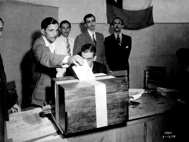 Fotografia histórica de Volta Redonda em identificação