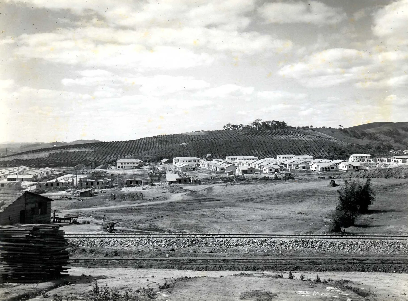Fotografia histórica de Volta Redonda em identificação