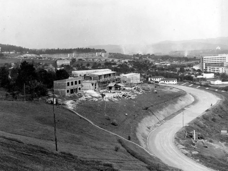 Fotografia histórica de Volta Redonda em identificação