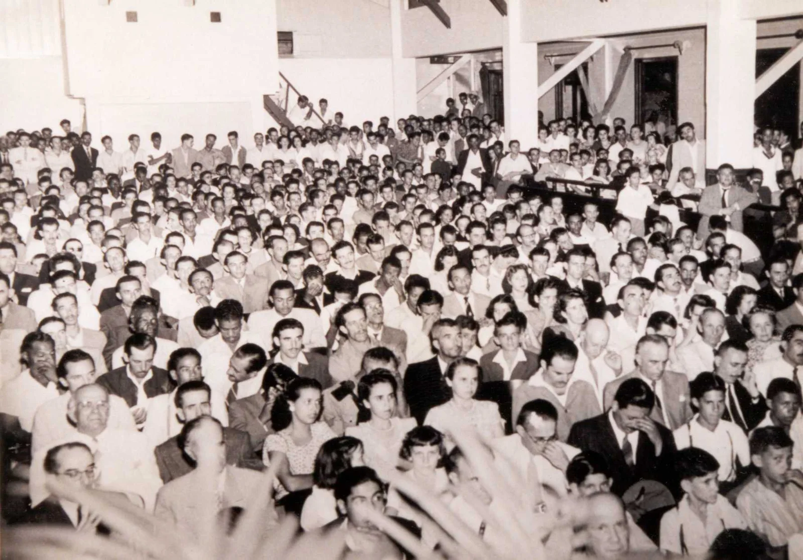 Fotografia histórica de Volta Redonda em identificação