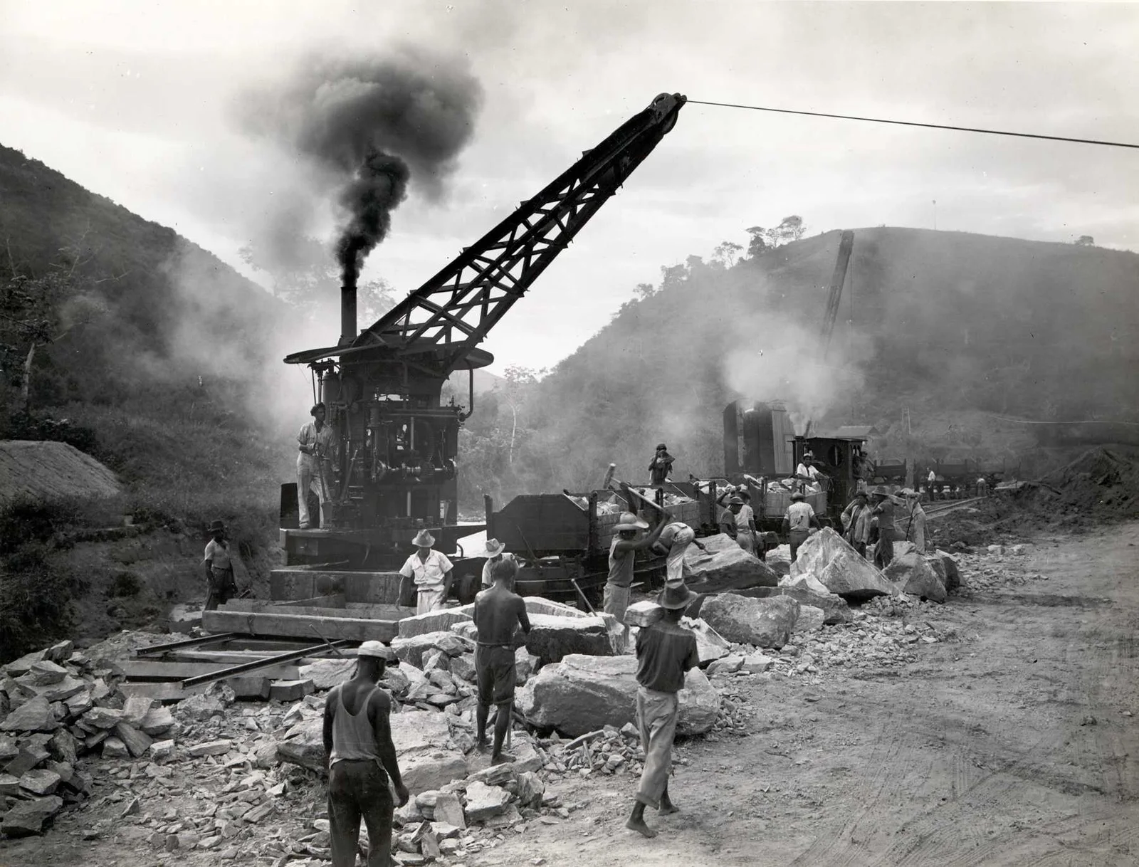 Fotografia histórica de Volta Redonda em identificação