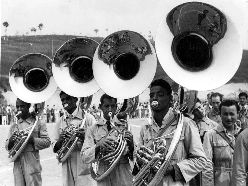 Fotografia histórica de Volta Redonda em identificação